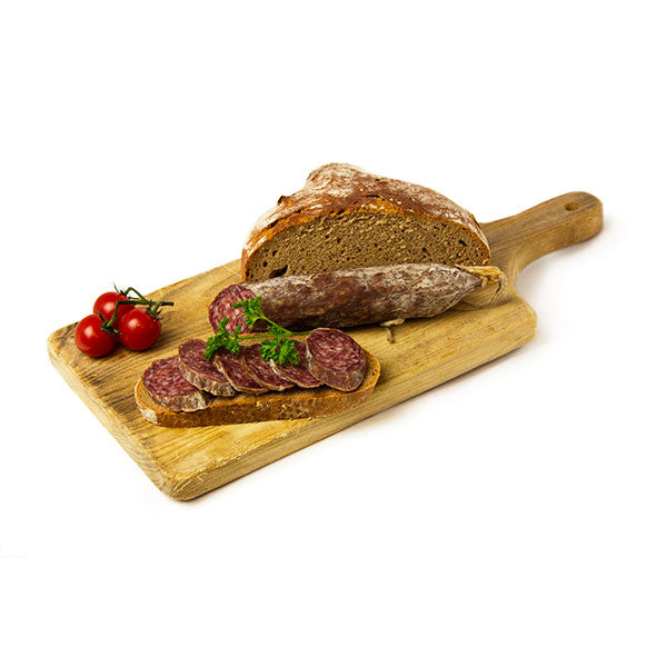 Salami traditionell hergestellt